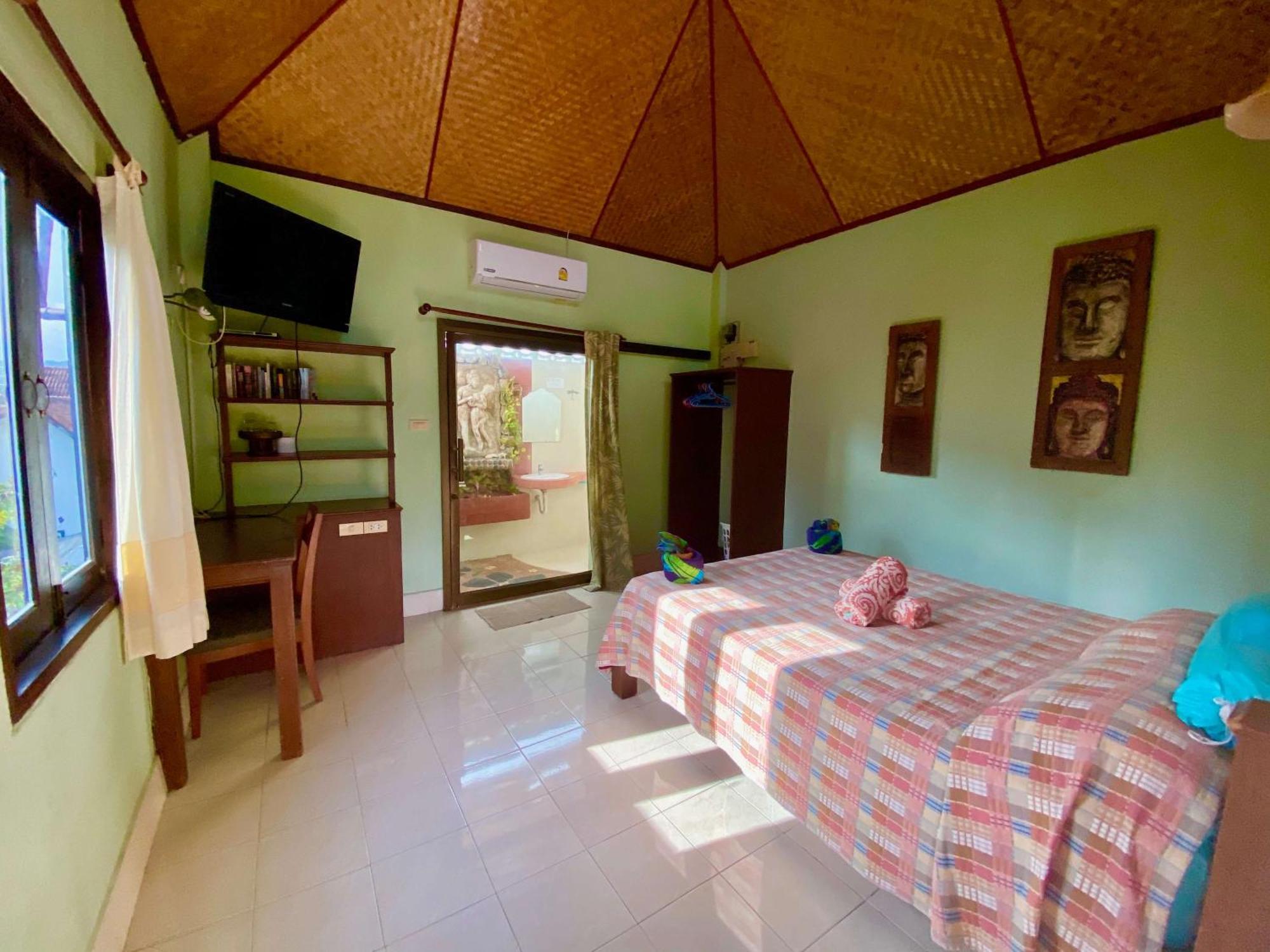 Shanti Lodge Phuket Chalong Eksteriør billede