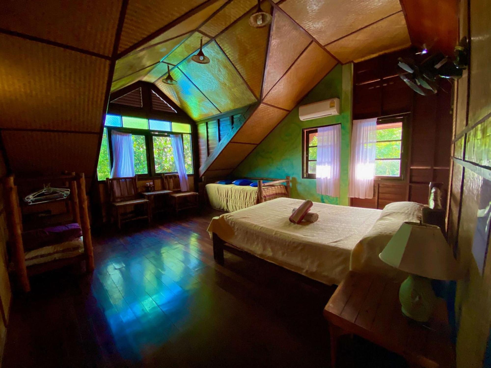 Shanti Lodge Phuket Chalong Eksteriør billede